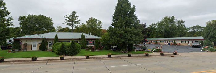 Hart Motel - Web Listing (newer photo)